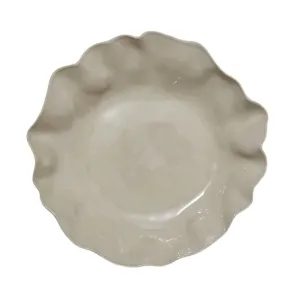 Marmoset Found Round Ruffle Platter Chalk Extra Large